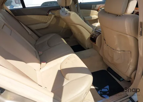 2003 Mercedes-Benz S-Class 5.0L z USA, uszkodzony, nr VIN WDBNG84J33A338704